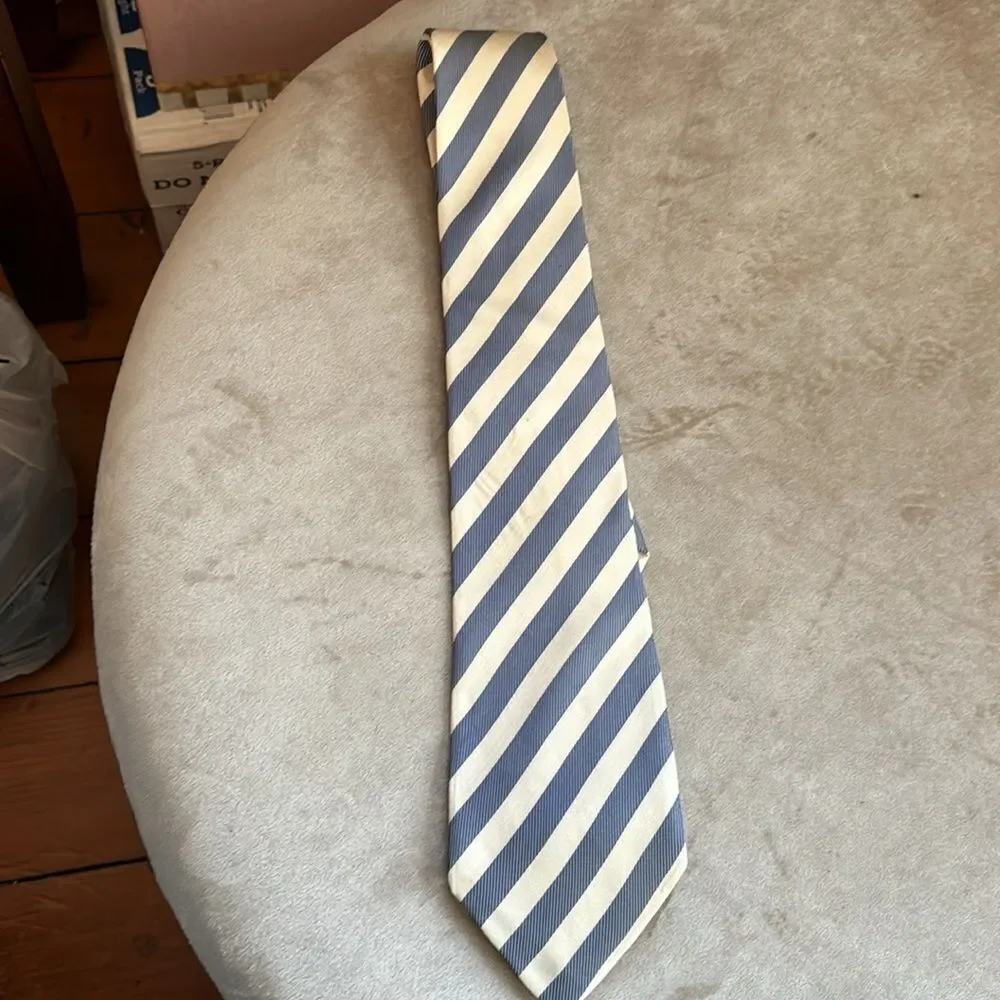 *Massimo Dutti* Coastal Striped Blue and Cream Gentleman’s Tie